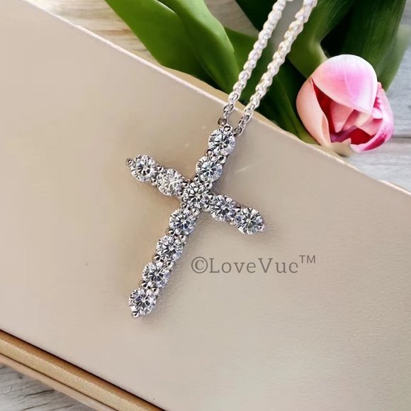 2.5mm Diamond Brilliant Cut Cross Pendant Necklace - Picture 1 of 17